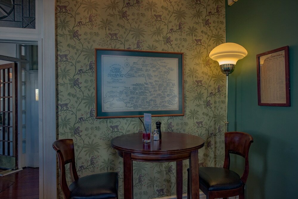 Фото The Esplanade Hotel