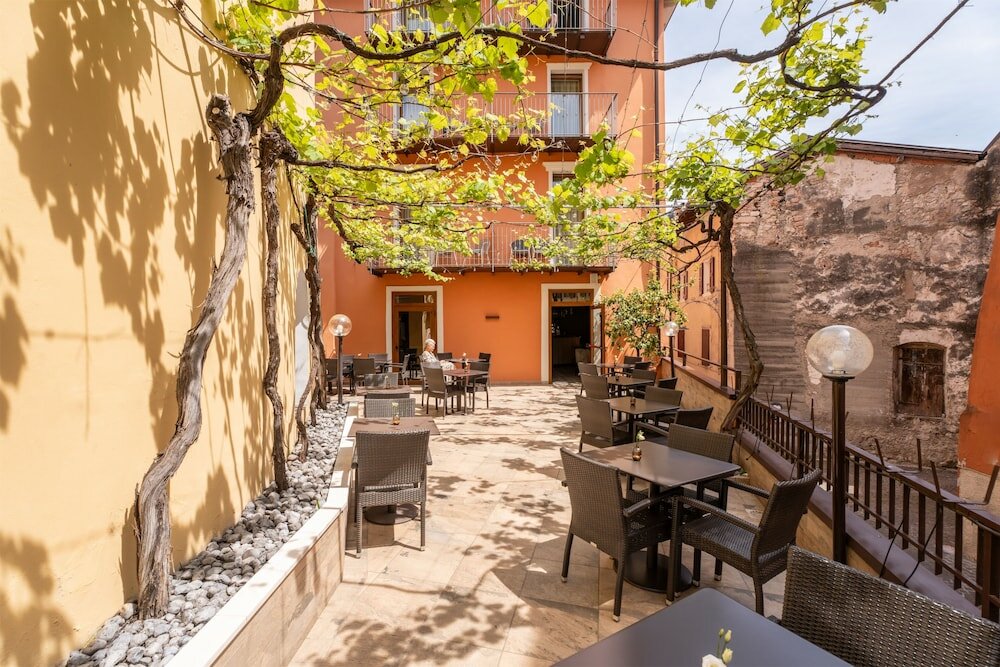 Фото Pace 1954 Hotel