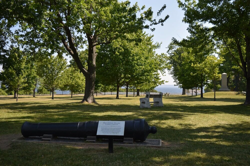 Фото Holiday Inn Express Hotel & Suites Watertown-Thousand Island, an Ihg Hotel