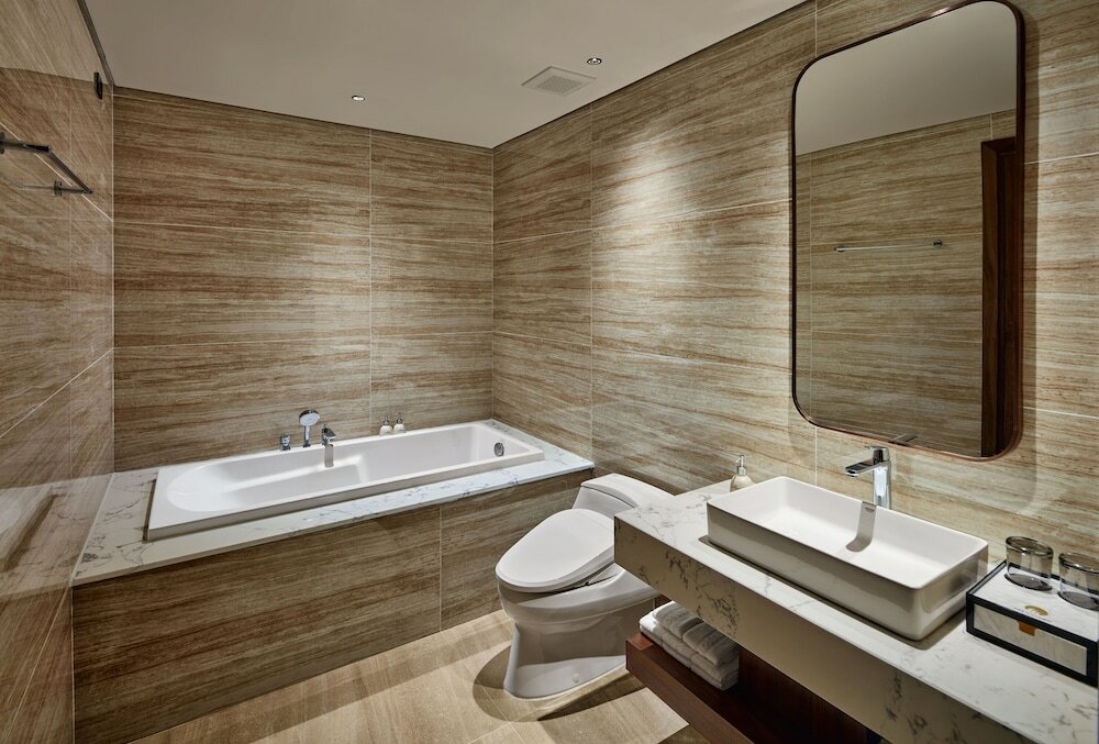 Фото The Watson Premium Halong Hotel