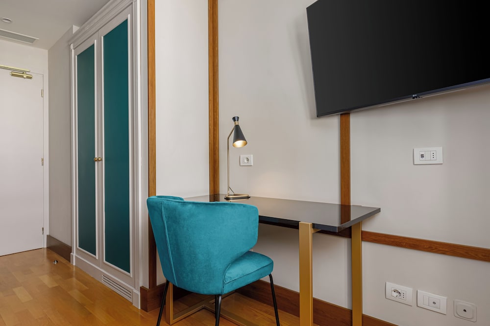 Фото Room Mate Luca