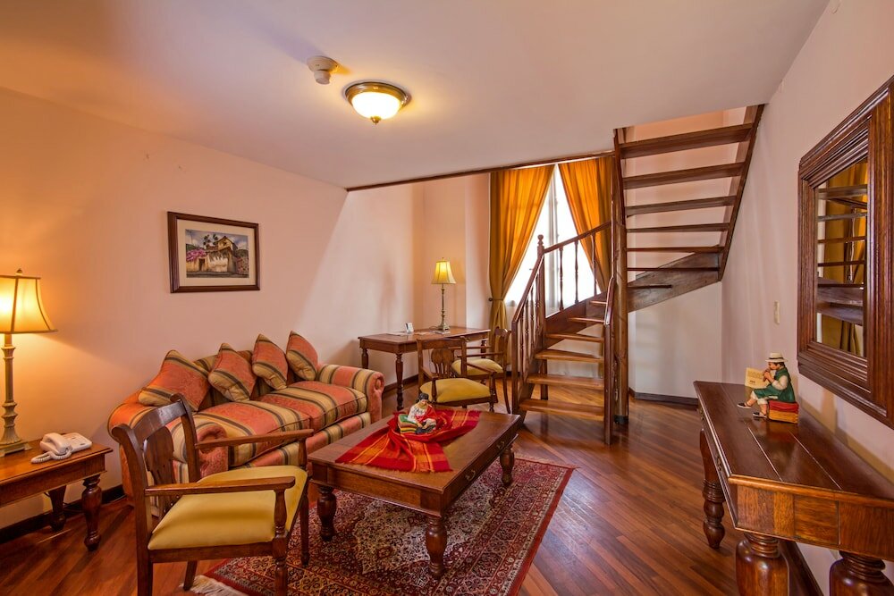 Фото Hotel Patio Andaluz