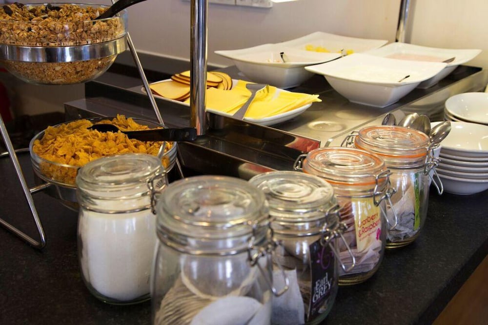 Фото Britannia Study Hotel