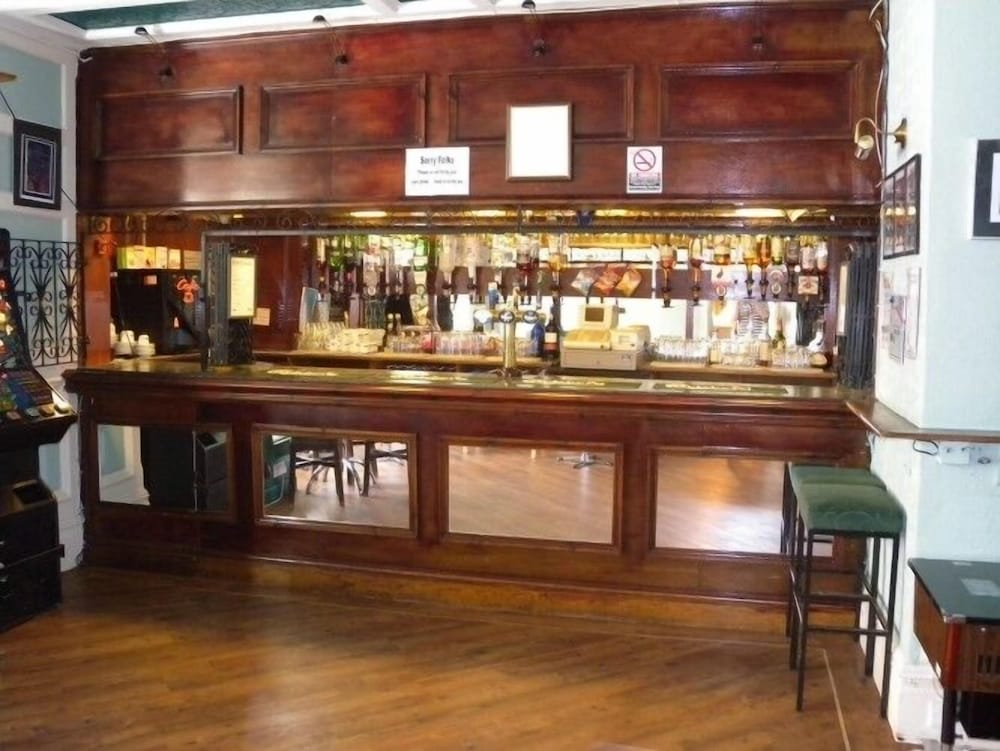 Фото The Wilton Hotel