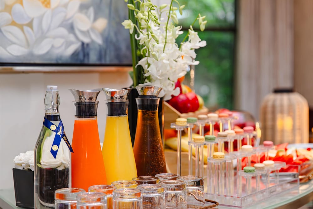 Фото Kempinski The One Suites Hotel Shanghai Downtown