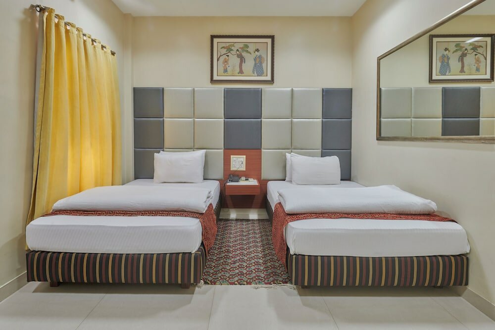 Фото Elphinstone Hotel