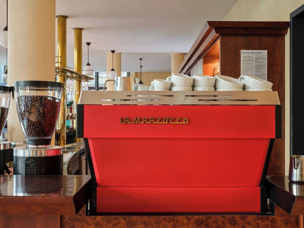 Фото IntercityHotel Bremen