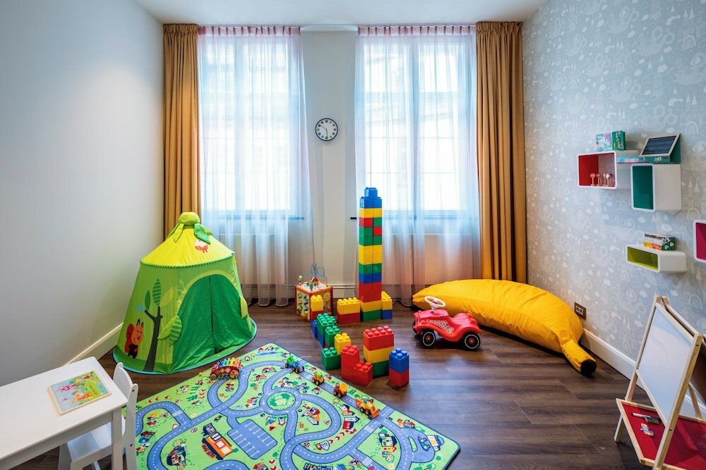 Фото Fraser Suites Hamburg