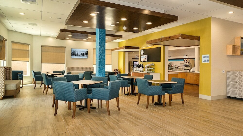 Фото Holiday Inn Express Fullerton - Anaheim, an Ihg Hotel