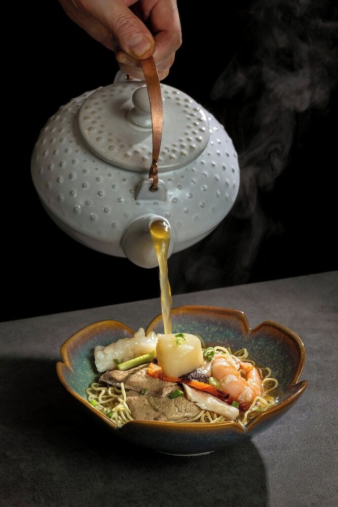 Фото Renaissance Riverside Hotel Saigon