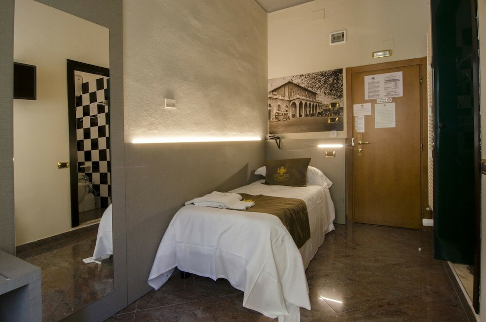 Фото Hotel Maria