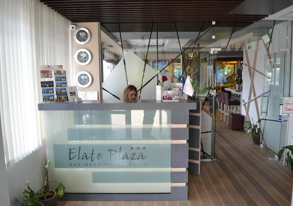 Фото Elate Plaza Business Hotel