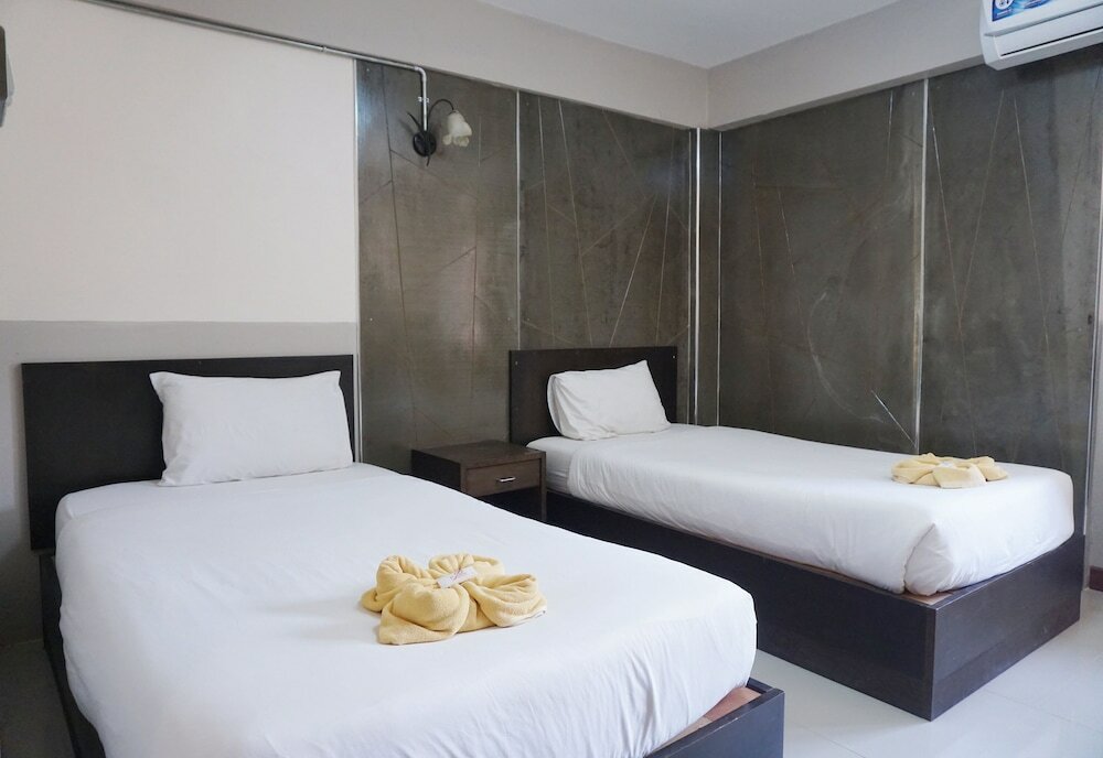 Фото Puangpech Hotel