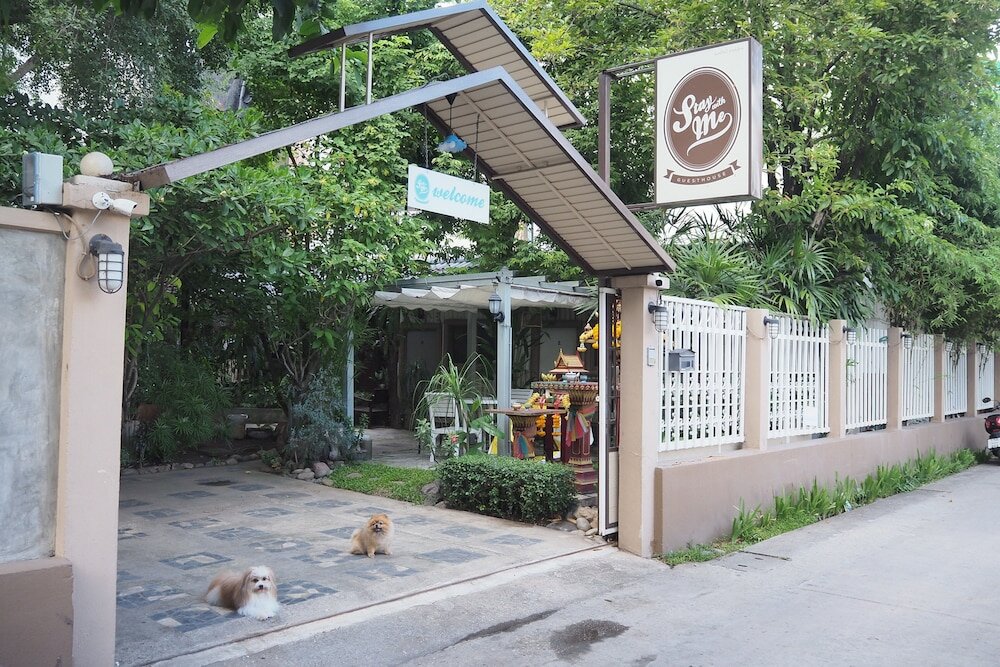 Фото Stay With Me Guesthouse