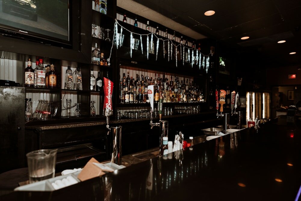 Фото Nisku Inn And Conference Centre