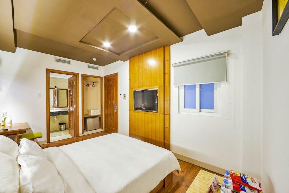 Фото The Noble Swan Saigon