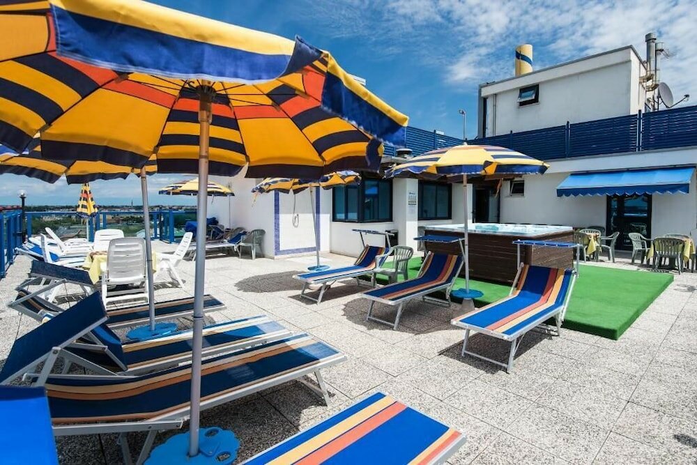 Фото Brioni Mare