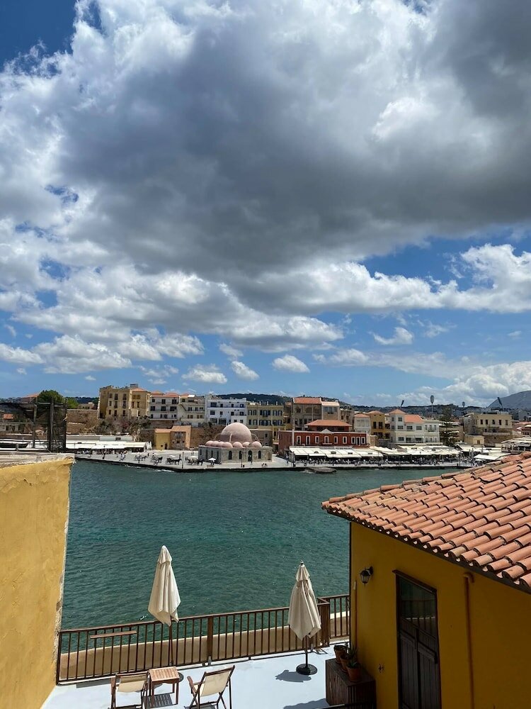 Фото Helena Hotel