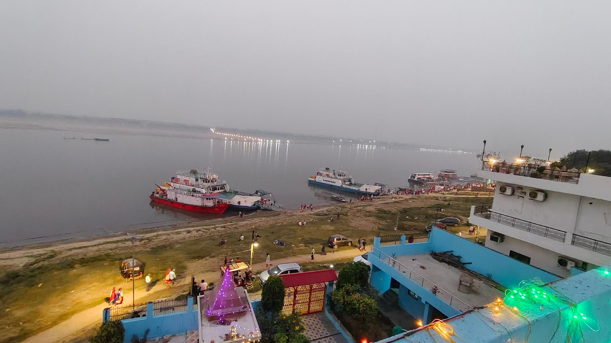 Фото Shri Yoga Mandir Guest House