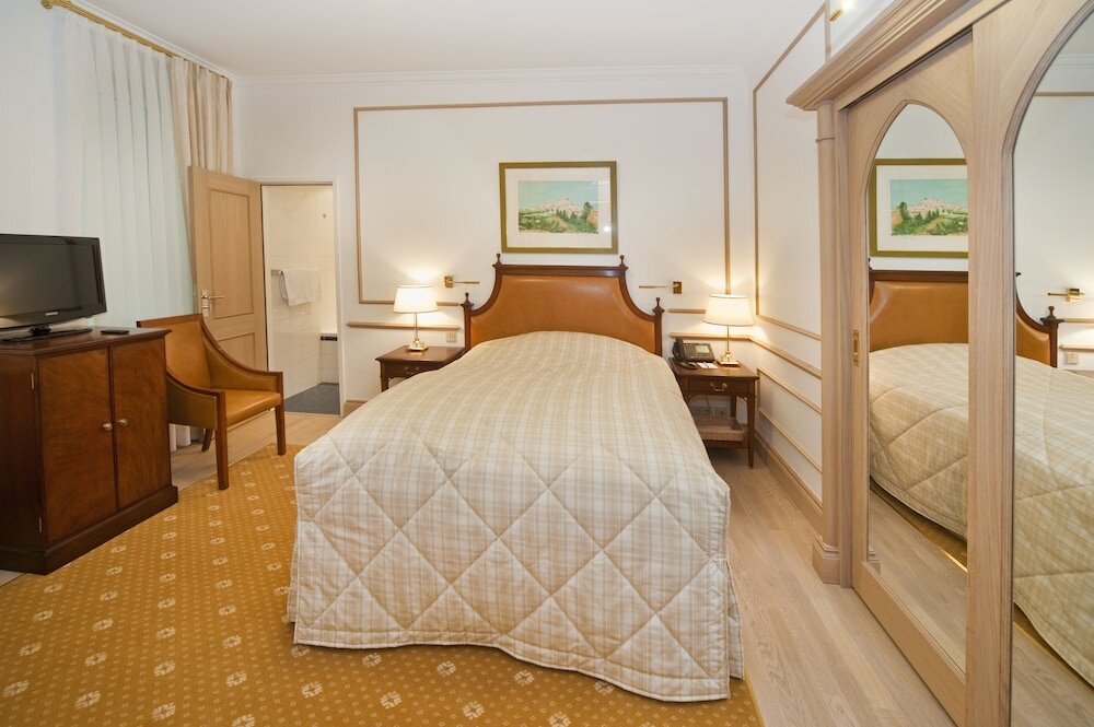 Фото Grand Hotel Cravat