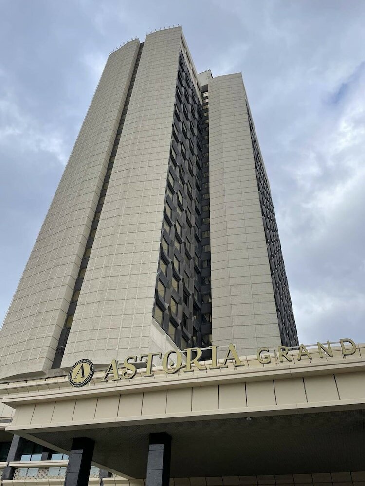 Фото Astoria Grand Hotel