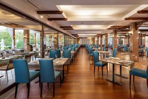 Гостиница Ramada by Wyndham Bucharest Parc