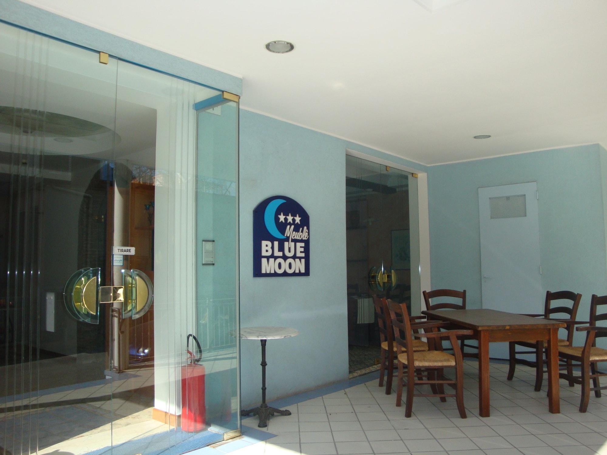 Фото Hotel Blue Moon