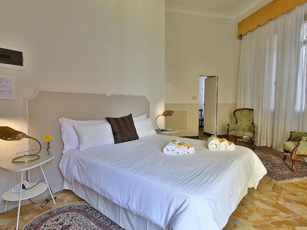 Фото Alibrandi Palace