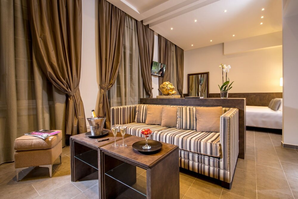 Фото Hearth Hotel