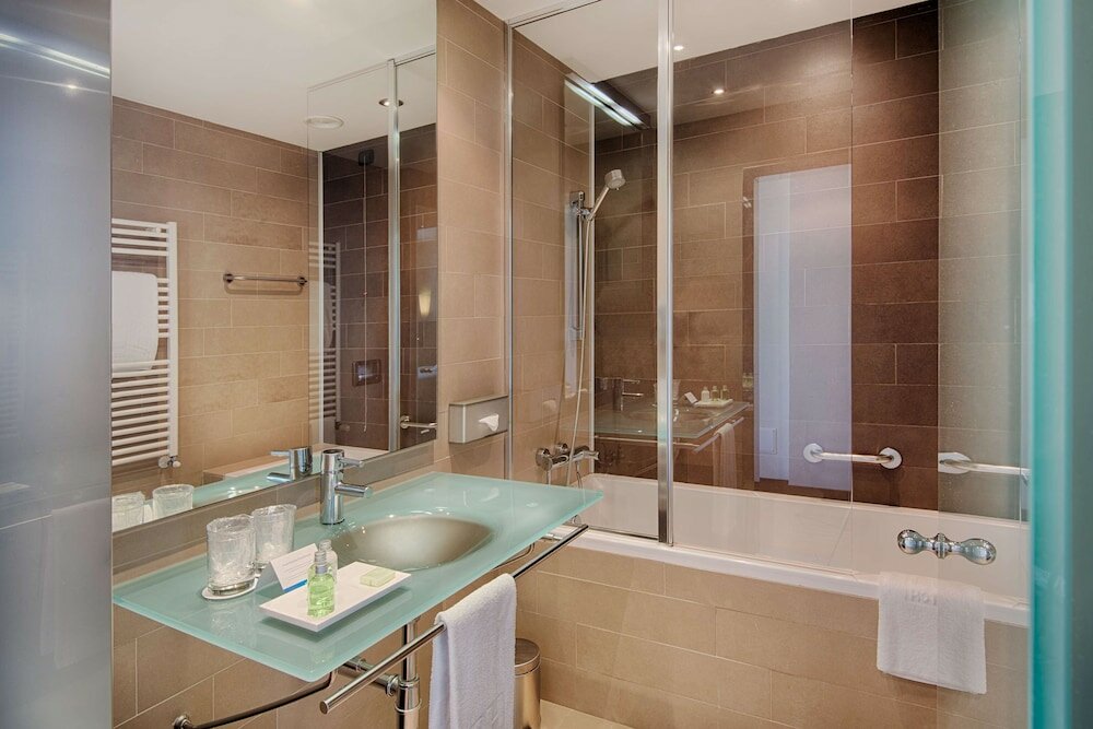 Фото Nh Savona Darsena