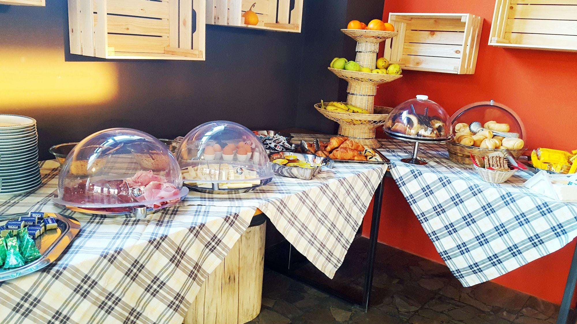 Фото Lake Garda Hostel