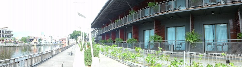 Фото Quayside Hotel