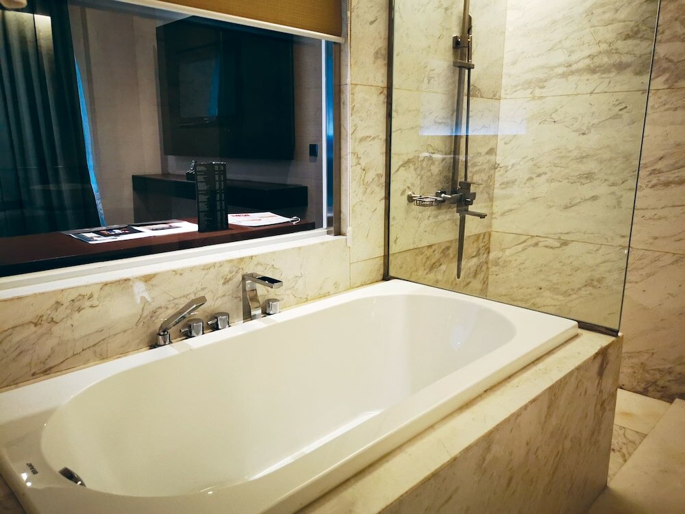 Фото The Oriental Legazpi