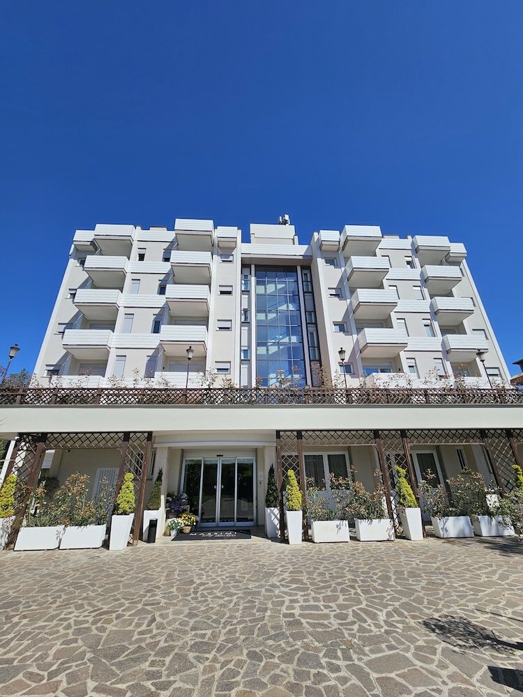 Фото Park Hotel Dei Massimi