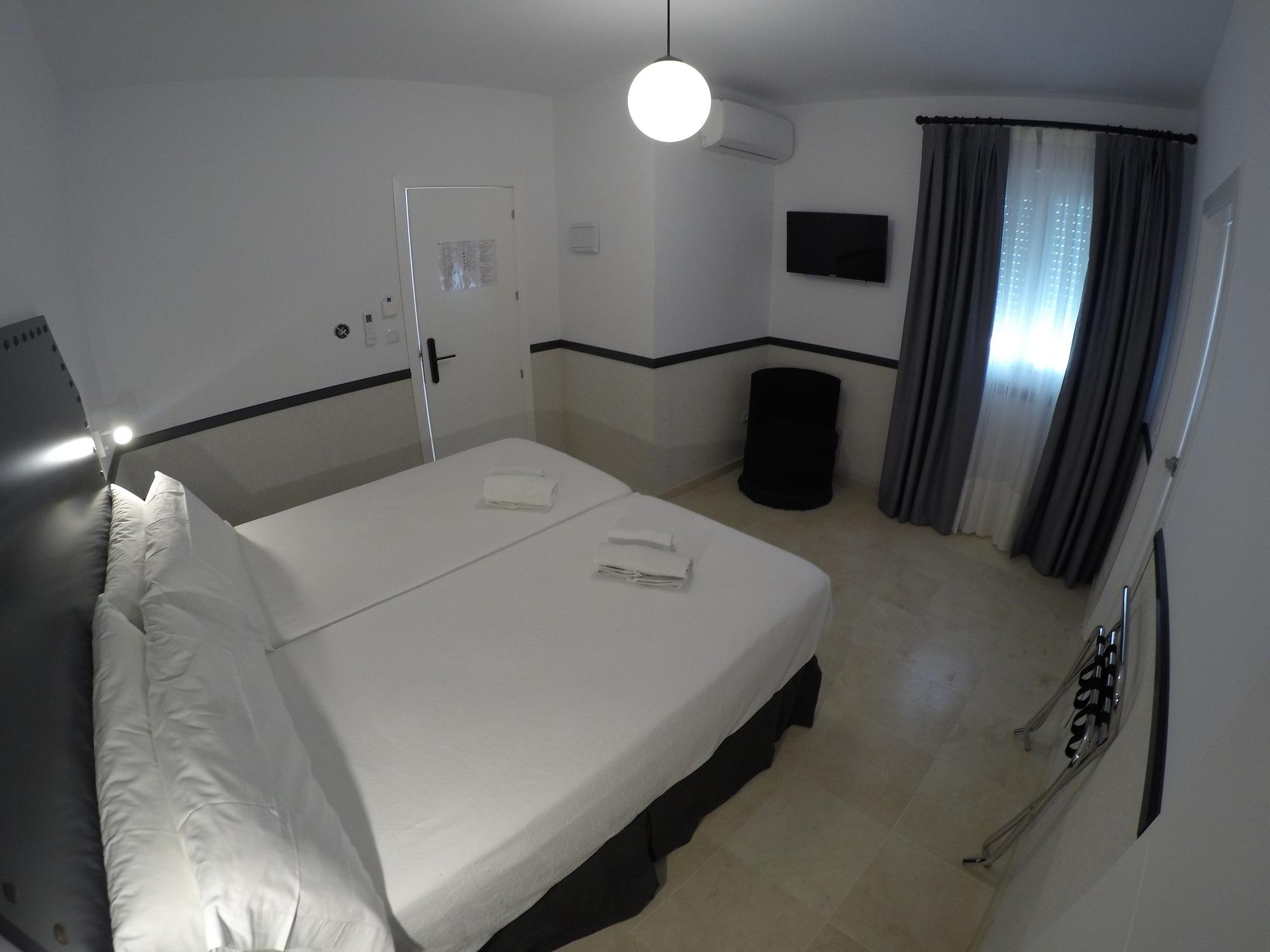 Фото Hostal Hom Museo