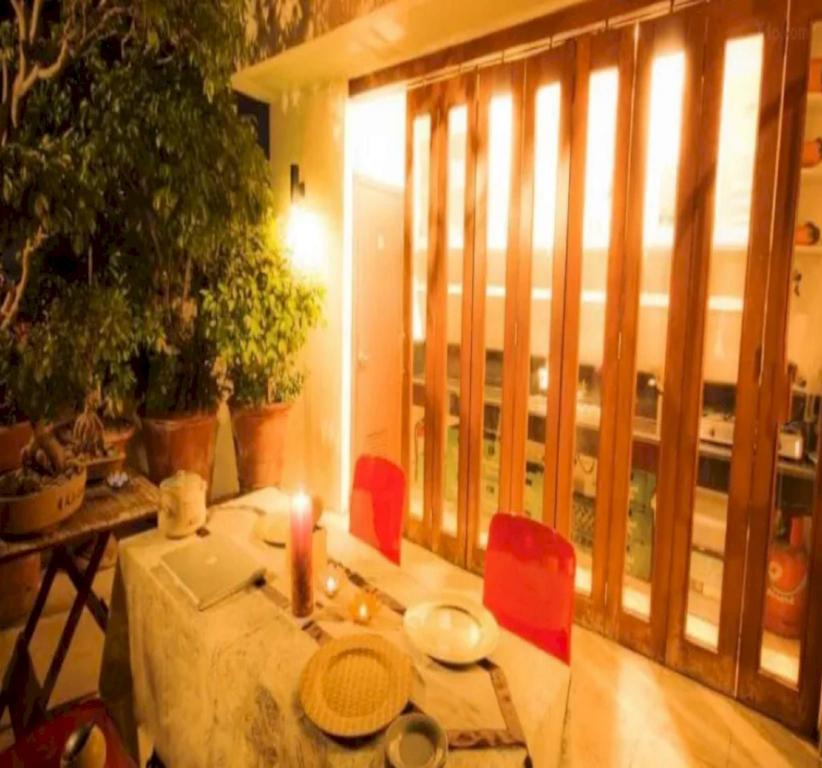 Фото Townhouse Oak Avitel Hotel