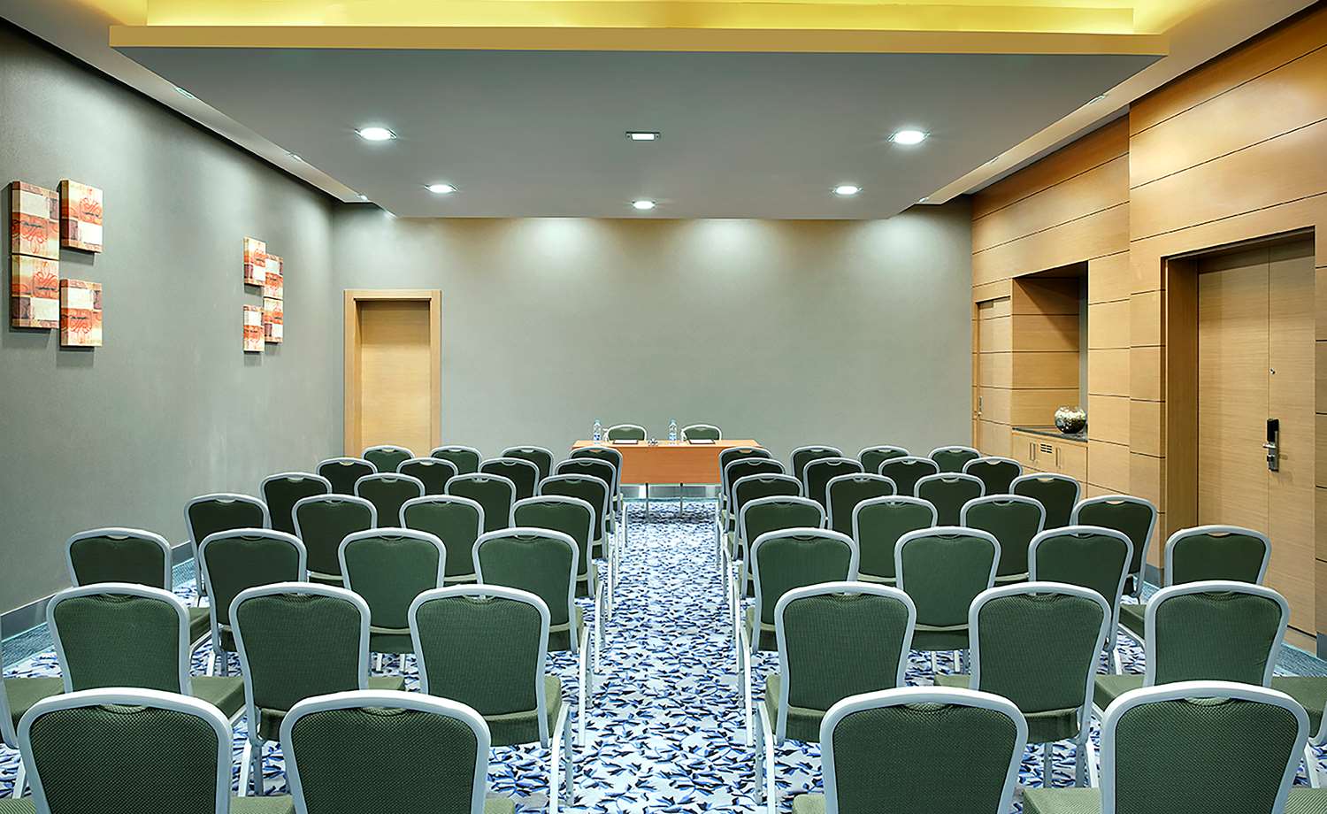 Фото Hilton Garden Inn Tabuk