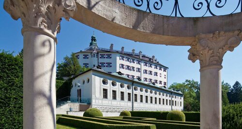 Внешний вид отеля Best Western Plus Hotel Goldener Adler Innsbruck в Инсбруке, фото 5