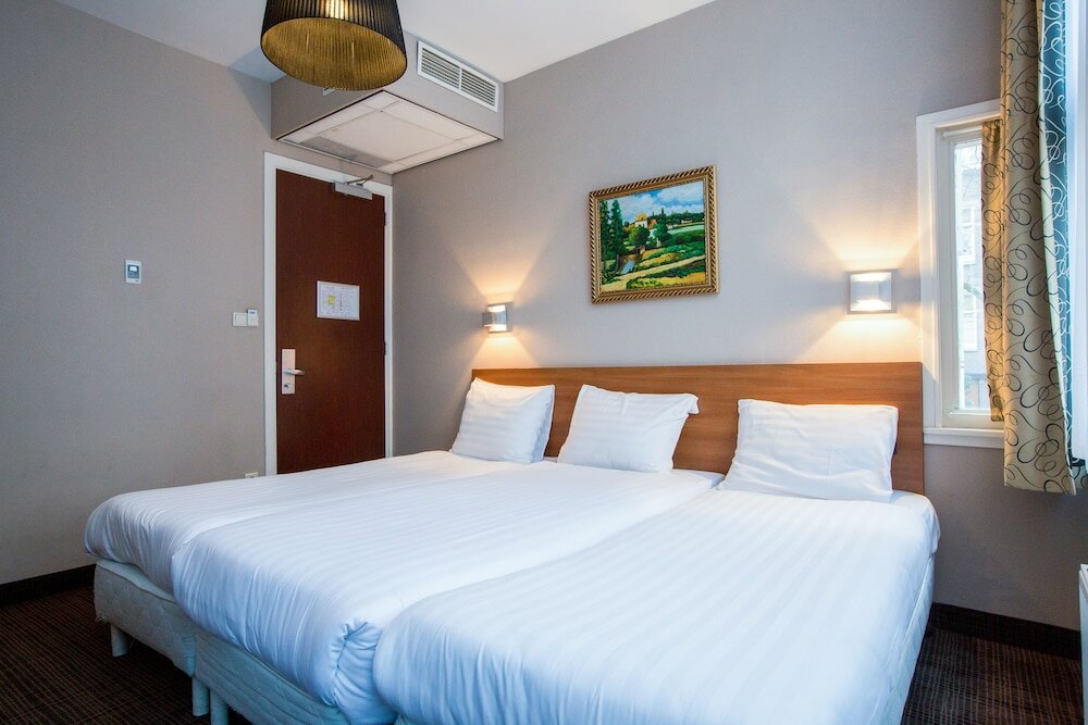 Фото Dutch Design Hotel Vondelpark