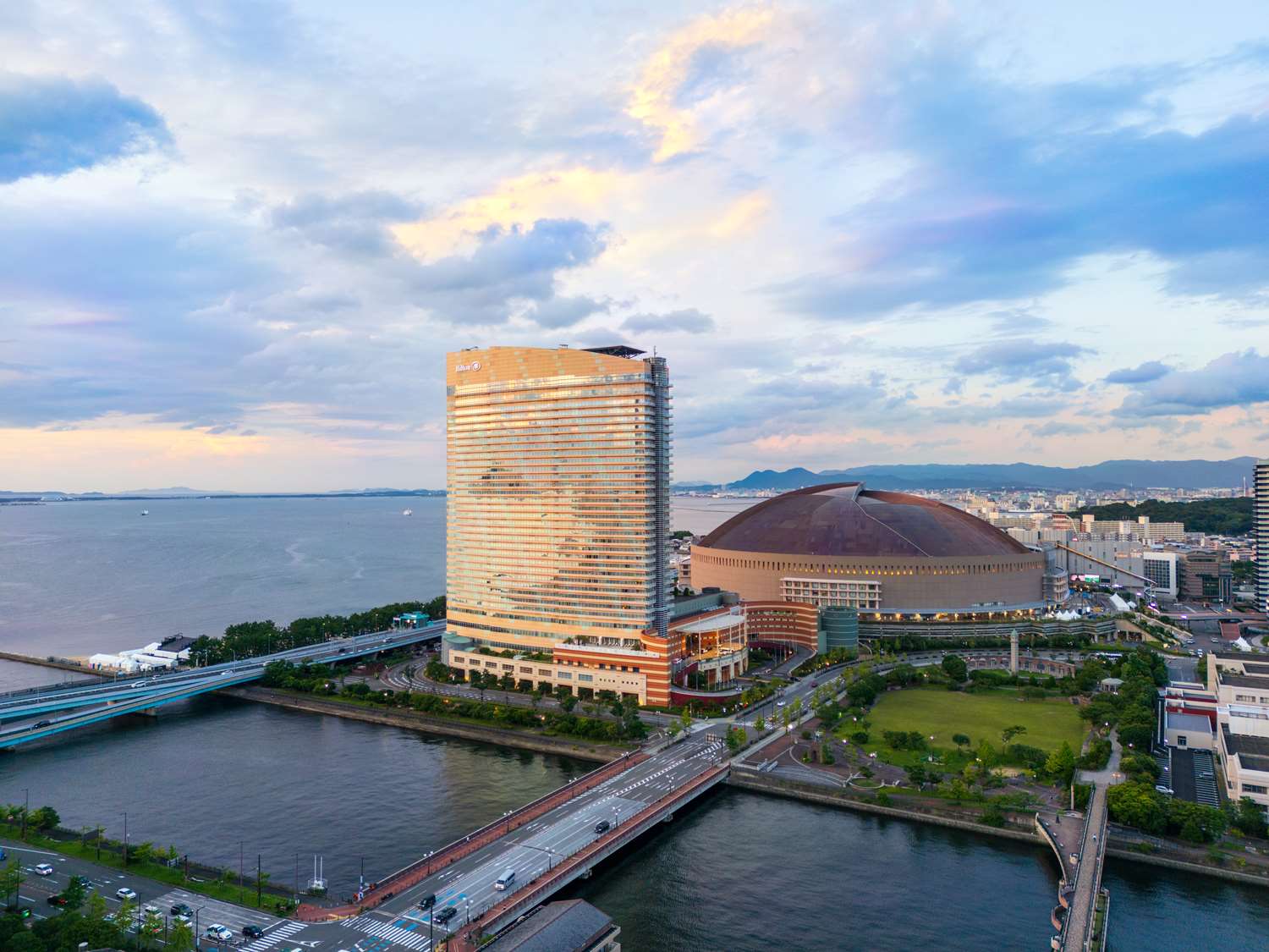 Фото Hilton Fukuoka Sea Hawk