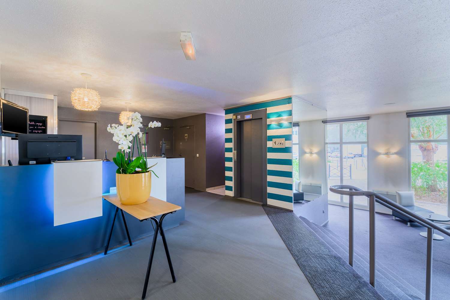 Фото Kyriad Lille Gare - Grand Palais