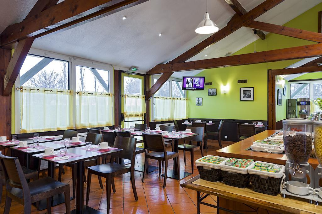 Фото Sky Hotel Goussainville