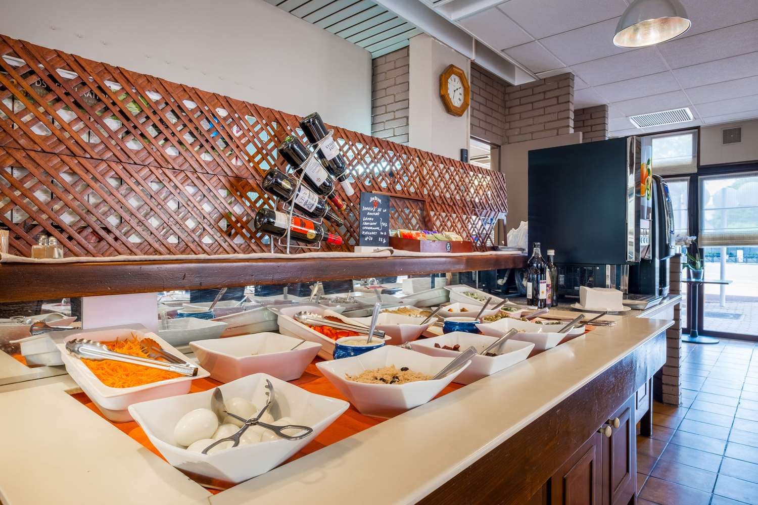 Фото Hôtel des Arcades Cachan