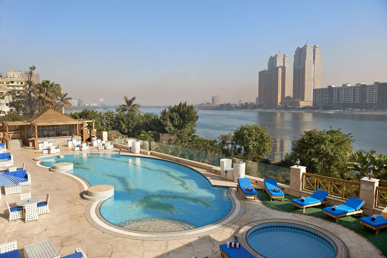 Фото Hilton Cairo Zamalek Residences