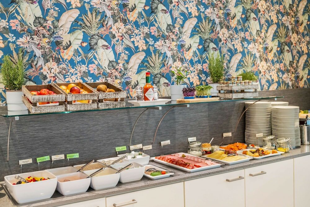 Фото Ghotel hotel & living Würzburg