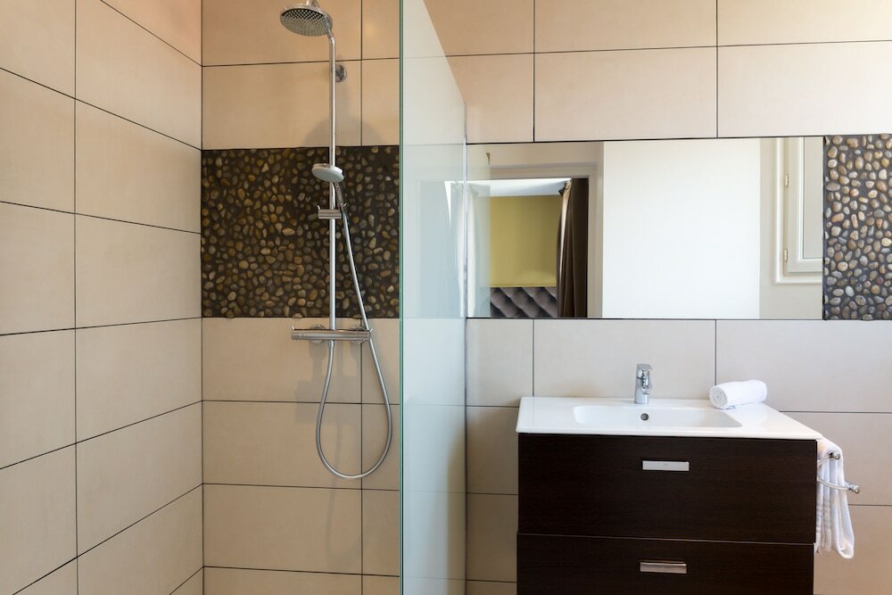 Фото Hôtel Bristol Le Puy-en-Velay