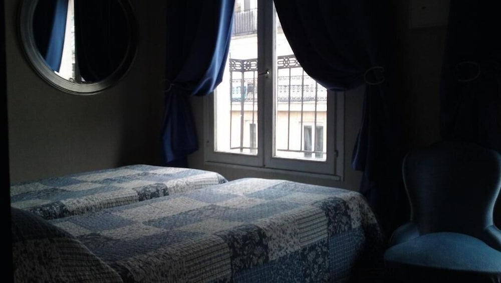 Фото Apollo Opera