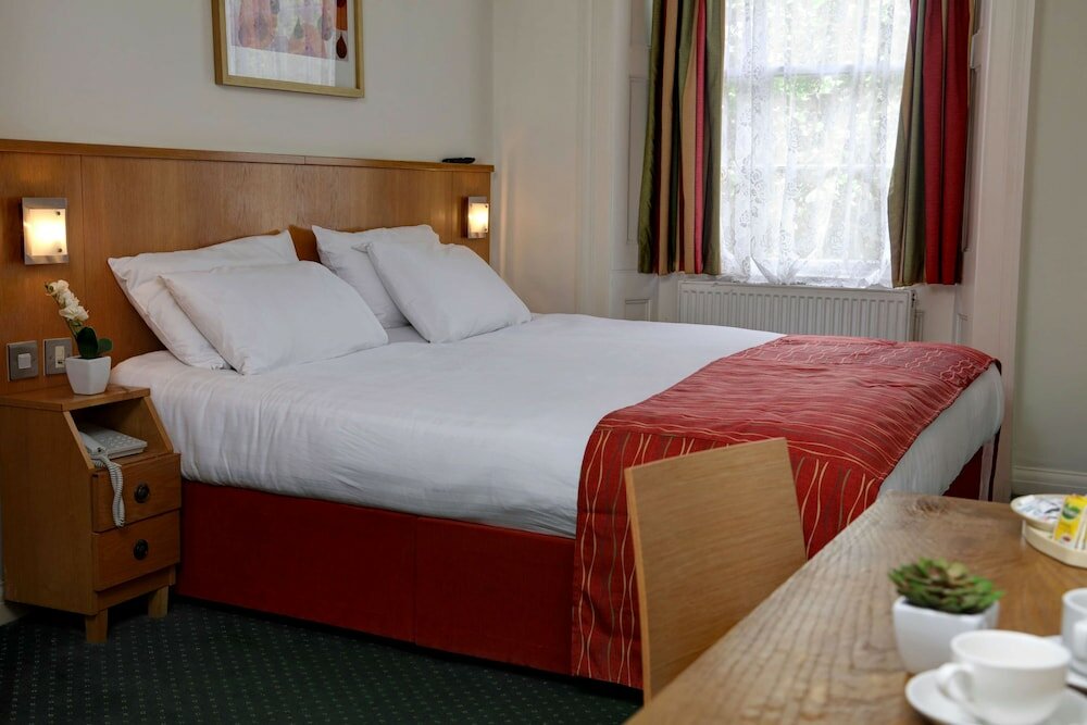 Фото Queensway Hotel, Sure Hotel Collection by Best Western