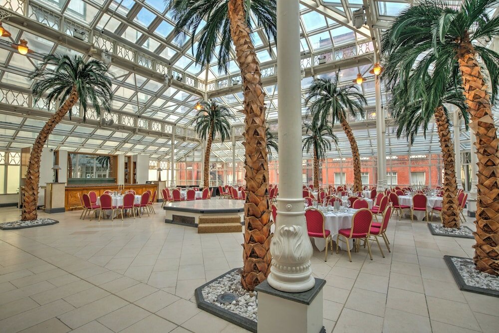 Фото Millennium Gloucester Hotel London Kensington