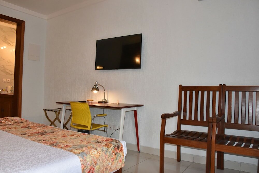 Фото Adamaoua Grand Hotel